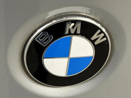 2019-BMW-3-Series-320i-Auto_11