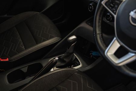 2023-Nissan-Magnite-10T-Acenta-Plus-Auto_10