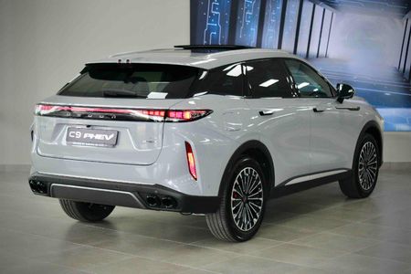 2026-Omoda-C9-15T-AWD-Phev_1
