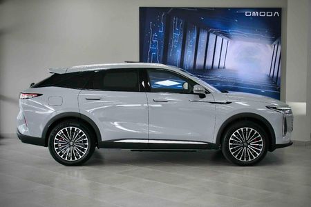 2026-Omoda-C9-15T-AWD-Phev_3