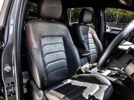 2024-Volkswagen-Amarok-20-BiTDI-154kW-4Motion-Panamericana-Auto-Double-C_15