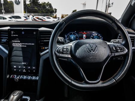 2024-Volkswagen-Amarok-20-BiTDI-154kW-4Motion-Panamericana-Auto-Double-C_19
