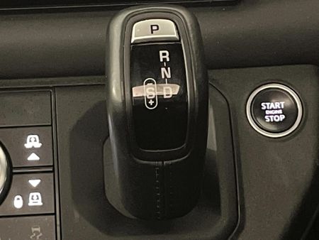 2022-Land-Rover-Defender-110-20-HSE-PHEV-X-Dynamic_9