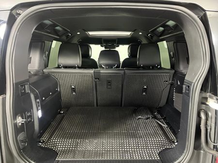 2022-Land-Rover-Defender-110-20-HSE-PHEV-X-Dynamic_12