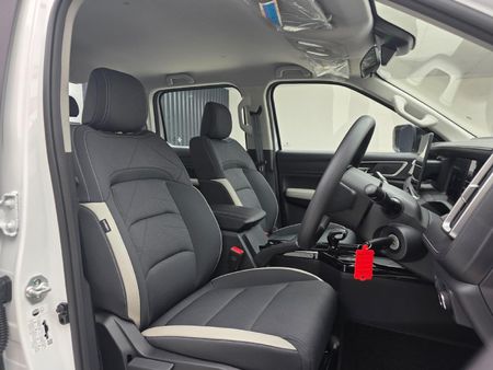 2026-JMC-Vigus-25TD-Double-Cab-Auto_10