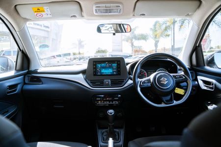 2024-Suzuki-Baleno-15-GL_9