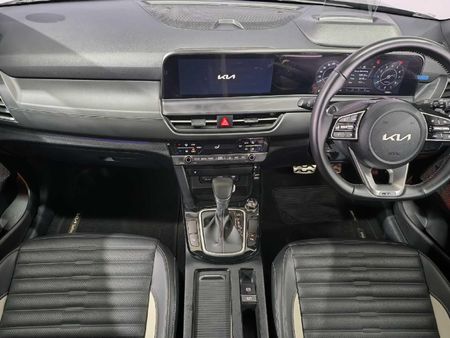 2025-Kia-Seltos-15T-GDI-GT-Line_15
