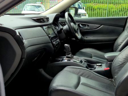 2023-Nissan-X-Trail-25-Tekna-4x4-Auto-7-seat_14