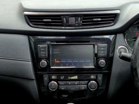 2023-Nissan-X-Trail-25-Tekna-4x4-Auto-7-seat_16