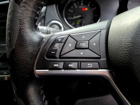 2023-Nissan-X-Trail-25-Tekna-4x4-Auto-7-seat_18
