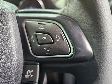 2015-Land-Rover-Range-Rover-Evoque-22-SD4-Dynamic_16