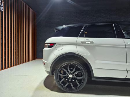 2015-Land-Rover-Range-Rover-Evoque-22-SD4-Dynamic_27