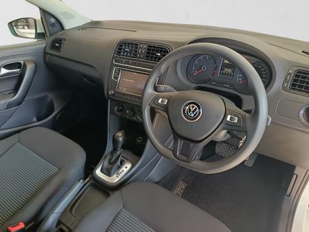 2024-Volkswagen-Polo-Vivo-16-Comfortline-Auto-5-dr_12