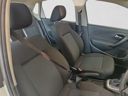 2024-Volkswagen-Polo-Vivo-16-Comfortline-Auto-5-dr_15