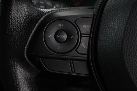 2022-Toyota-Corolla-Cross-18-XI_4