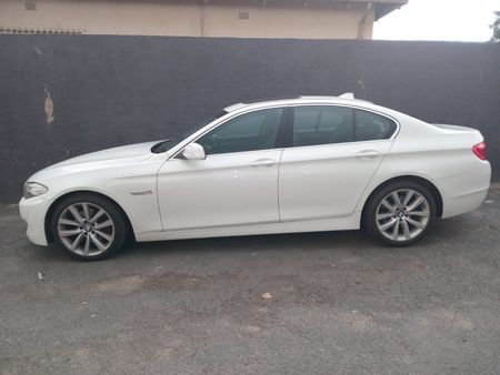 2012-BMW-5-Series-523i-Auto-Petrol_0