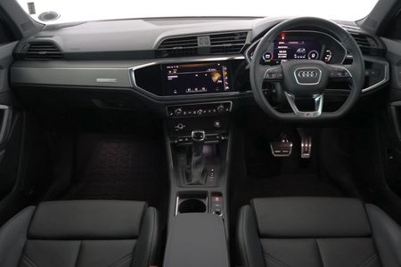 2024-Audi-Q3-Sportback-20-TFSI-quattro-Auto-S-Line-40-TFSI_23