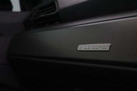 2024-Audi-Q3-Sportback-20-TFSI-quattro-Auto-S-Line-40-TFSI_27