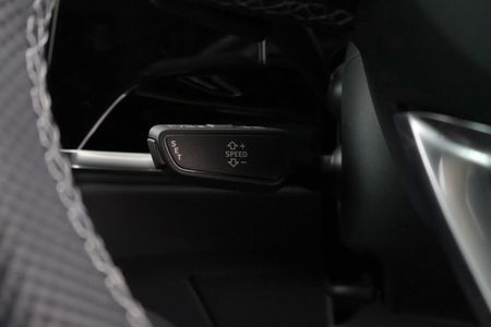 2024-Audi-Q3-Sportback-20-TFSI-quattro-Auto-S-Line-40-TFSI_28