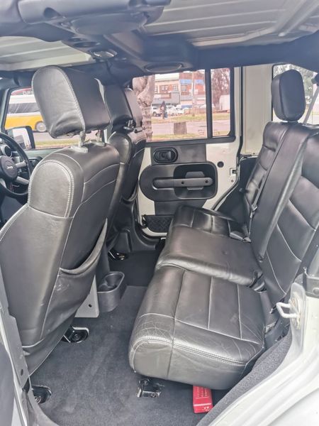 2008-Jeep-Wrangler-Unlimited-28-CRD-Sahara-Auto_12