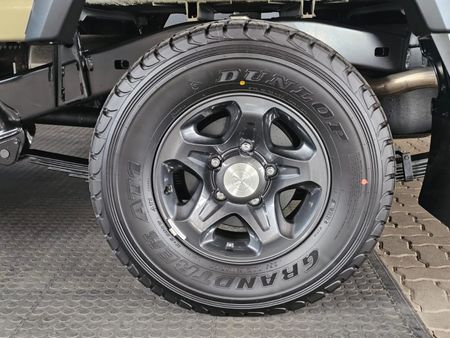 2026-Toyota-Land-Cruiser-79-45-D-Single-Cab_12