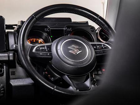 2020-Suzuki-Jimny-15-GLX_15