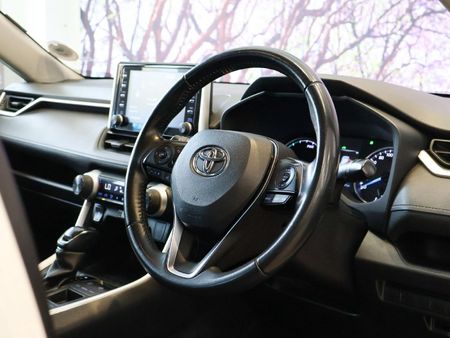 2021-Toyota-RAV4-25-GX-Hybrid-Auto_11