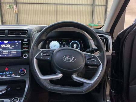 2022-Hyundai-Creta-Grand-20-Elite-Auto_20