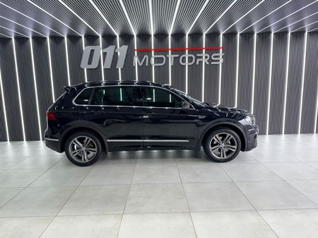 2017-Volkswagen-Tiguan-20-TDI-Comfortline-4Motion-Auto_0