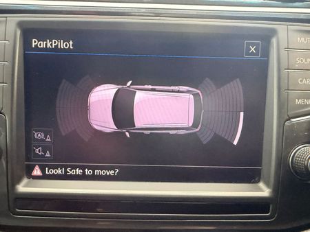 2017-Volkswagen-Tiguan-20-TDI-Comfortline-4Motion-Auto_17