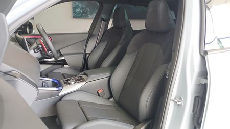 2025-BMW-X3-xDrive-M50-M-Sport-Pro_12