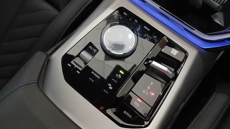 2025-BMW-X3-xDrive-M50-M-Sport-Pro_5