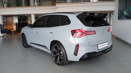 2025-BMW-X3-xDrive-M50-M-Sport-Pro_8