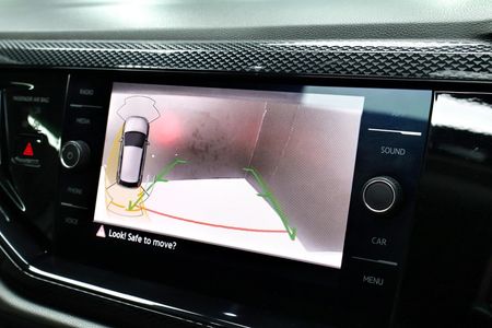 2022-Volkswagen-Polo-10-TSI-Life_17