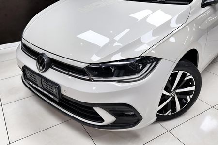 2022-Volkswagen-Polo-10-TSI-Life_30