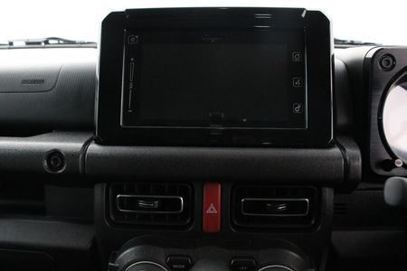 2022-Suzuki-Jimny-15-GLX-Auto_3