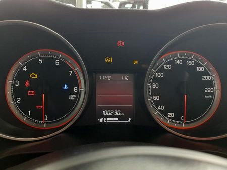 2022-Suzuki-Swift-12-GLX_20