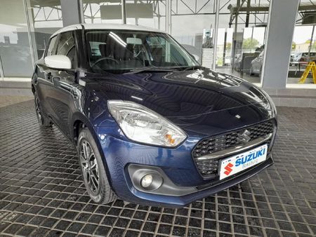 2022-Suzuki-Swift-12-GLX_2