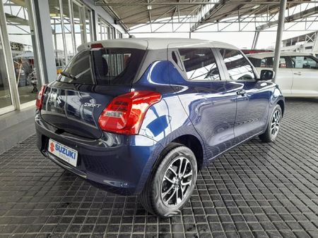2022-Suzuki-Swift-12-GLX_6