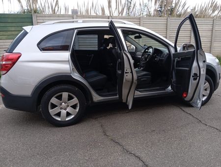 2014-Chevrolet-Captiva-22D-LT-Auto_10