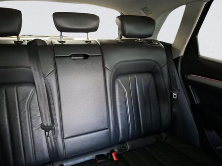 2018-Audi-Q5-20-TDI-quattro-Auto-40-TDI_9