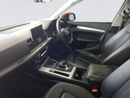 2018-Audi-Q5-20-TDI-quattro-Auto-40-TDI_10