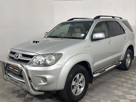 2008-Toyota-Fortuner-30-D-4D-Raised-Body_0