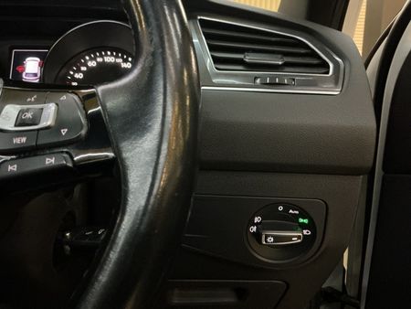 2021-Volkswagen-Tiguan-Allspace-14-TSI-Comfortline-Auto-110kW_26