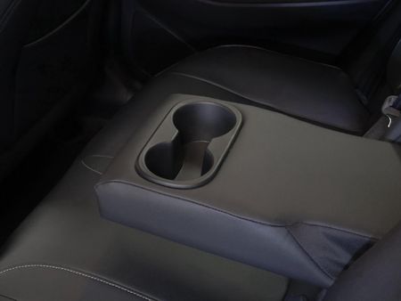 2026-Toyota-Corolla-Cross-18-XR-Hybrid_7