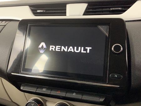 2025-Renault-Triber-10-Intens-Auto_8