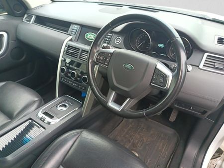 2019-Land-Rover-Discovery-Sport-20i4-D-HSE_12