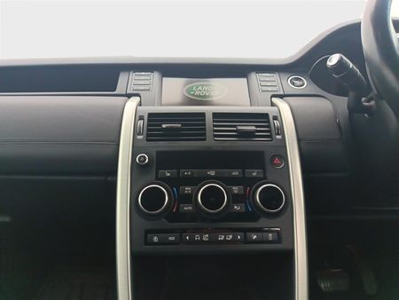 2019-Land-Rover-Discovery-Sport-20i4-D-HSE_18