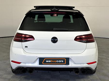 2019-Volkswagen-Golf-VII-20-TSI-R-Auto-228kW_19
