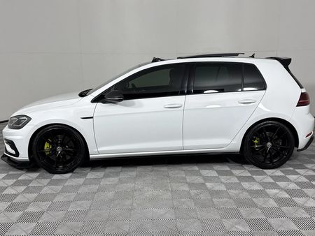 2019-Volkswagen-Golf-VII-20-TSI-R-Auto-228kW_20